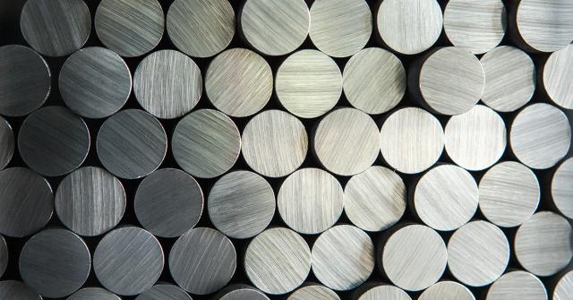 Sawn ends of bar steel at LSV Lech-Stahl Veredelung